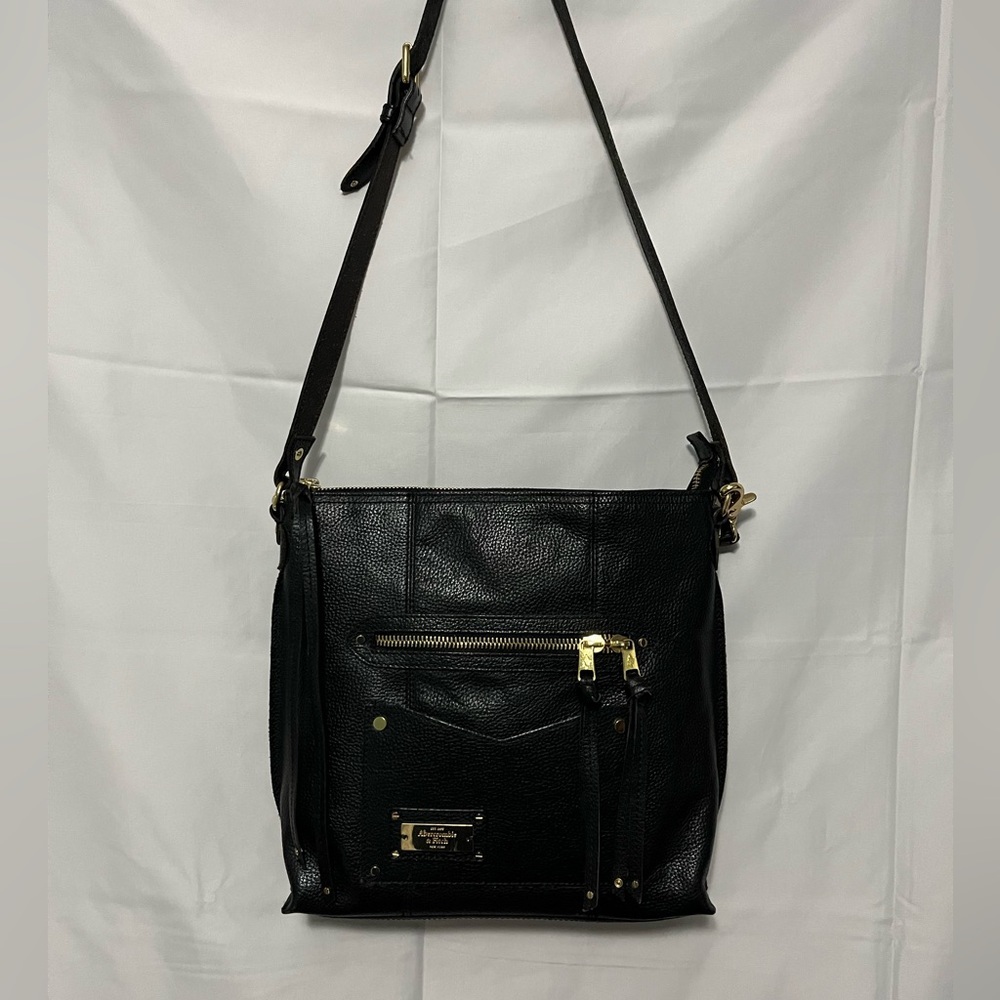 Abercrombie & Fitch Black Pebbled Crossbody Bag Gold Hardware Vintage Indie